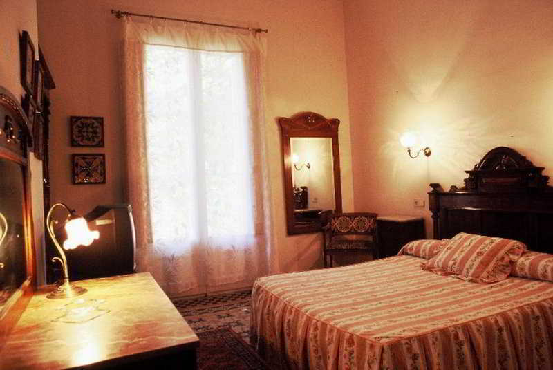 Hotel Medium Renaixenca Sitges Kültér fotó