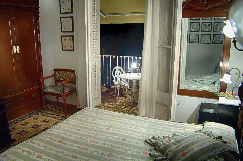 Hotel Medium Renaixenca Sitges Kültér fotó