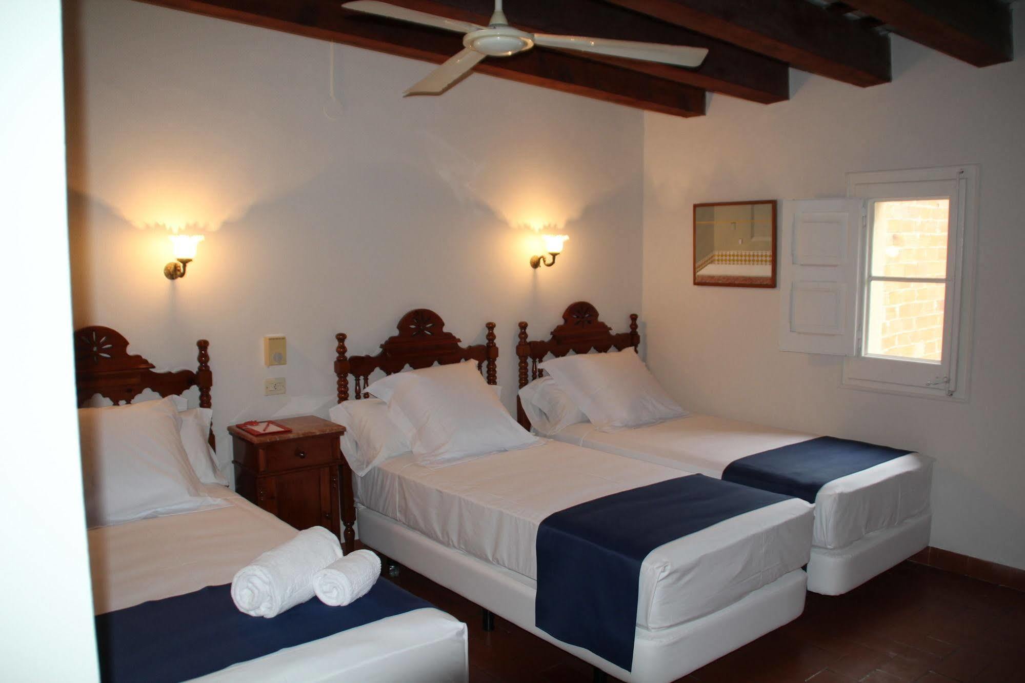 Hotel Medium Renaixenca Sitges Kültér fotó
