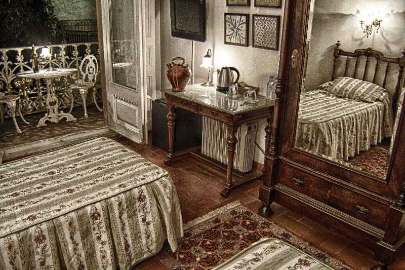 Hotel Medium Renaixenca Sitges Kültér fotó